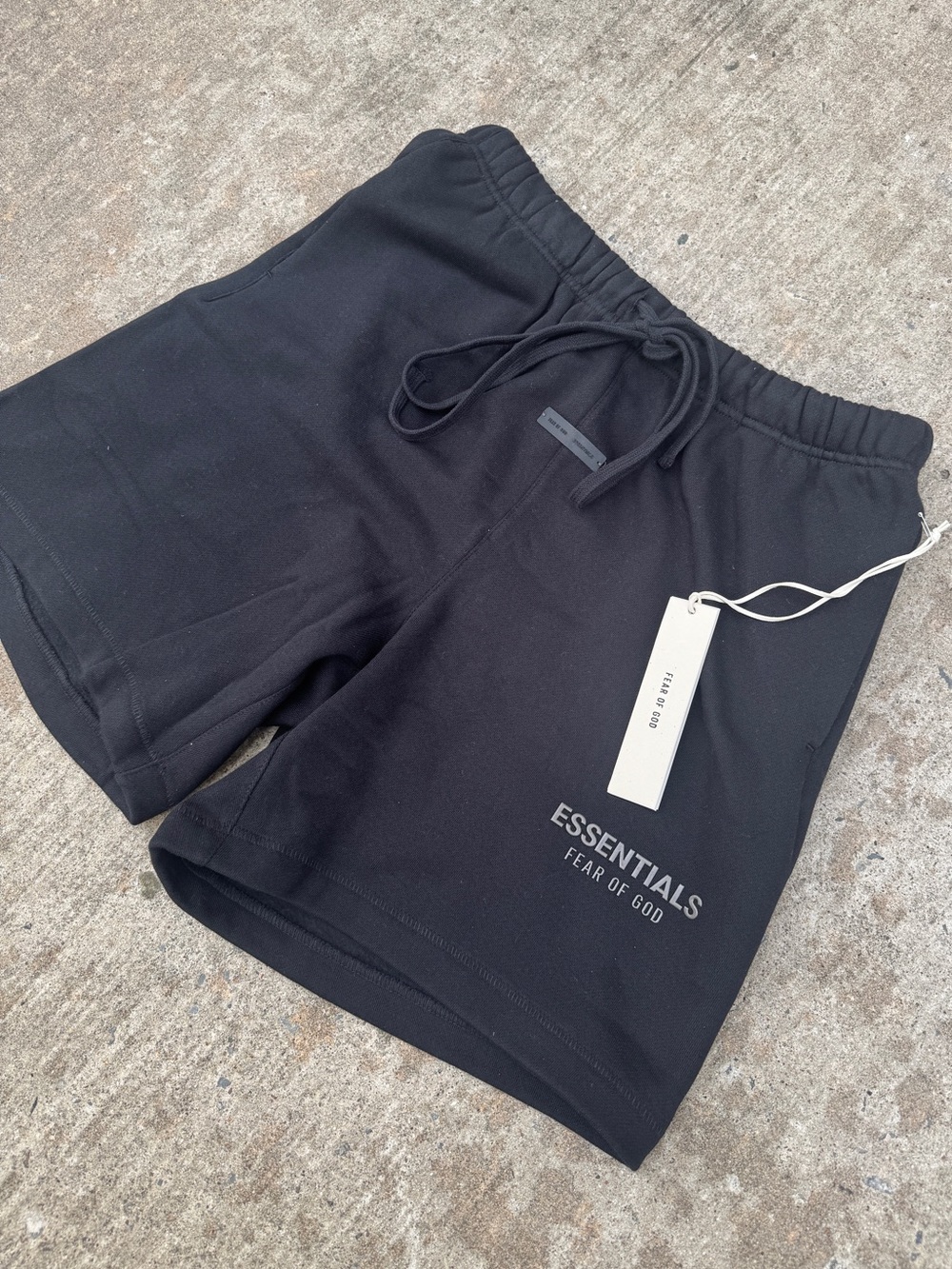 Fear of God Essentials Classic Fleece Sweatshort Jet Black FW25